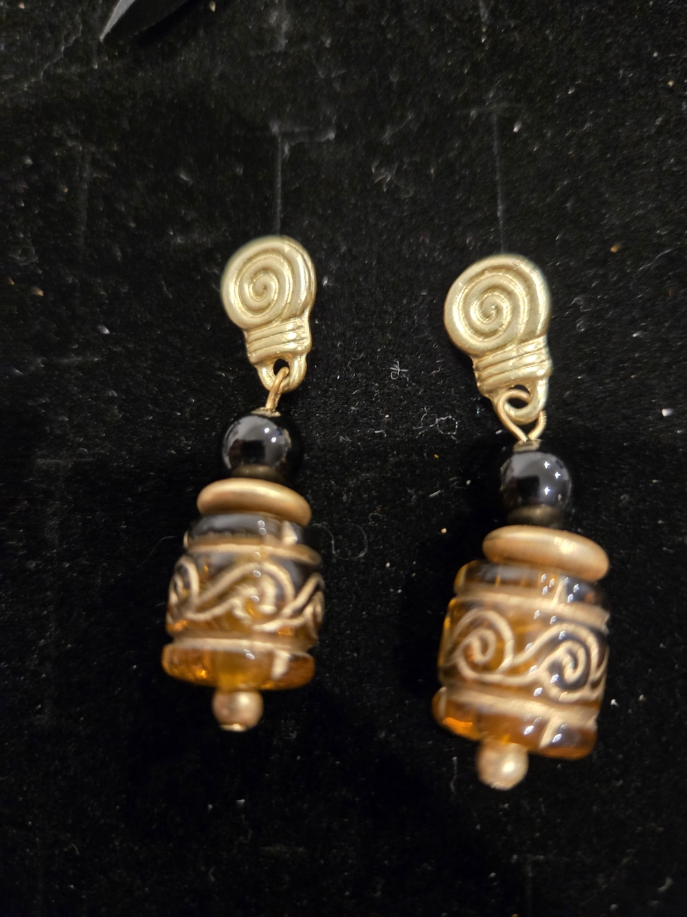 Gold and Amber Tone  Swirl Lucite Drop Earrings - Unbranded